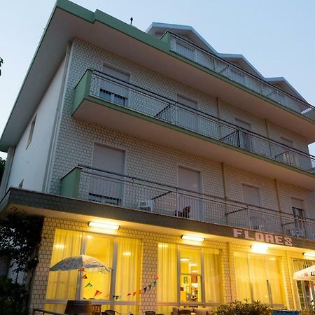 Hotel Flores Riccione Exterior foto